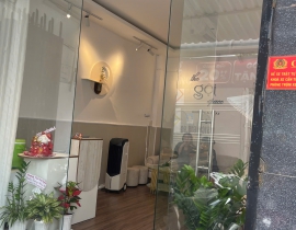 Công trình lắp cửa kính cường lực cho Spa trên đường Lê Đức Thọ