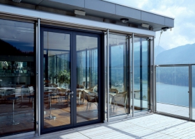 NHỮNG MẸO CHỌN CỬA ĐẸP